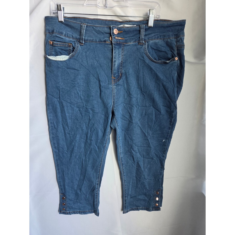 Sandpiper Capri Jeans Womens Blue Medium Wash Stretch High Rise Capri